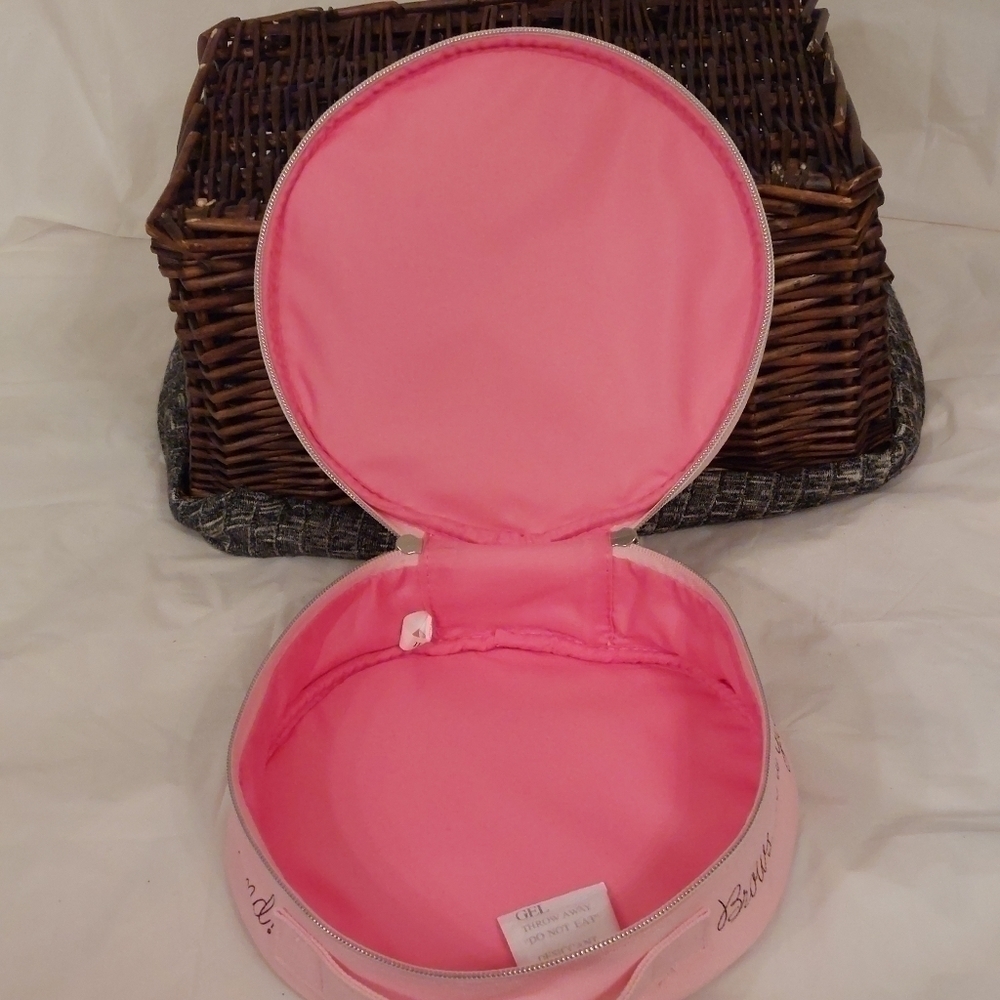 Benefit Pink Round Beauty Face Makeup Bag - Picture 6 of 8